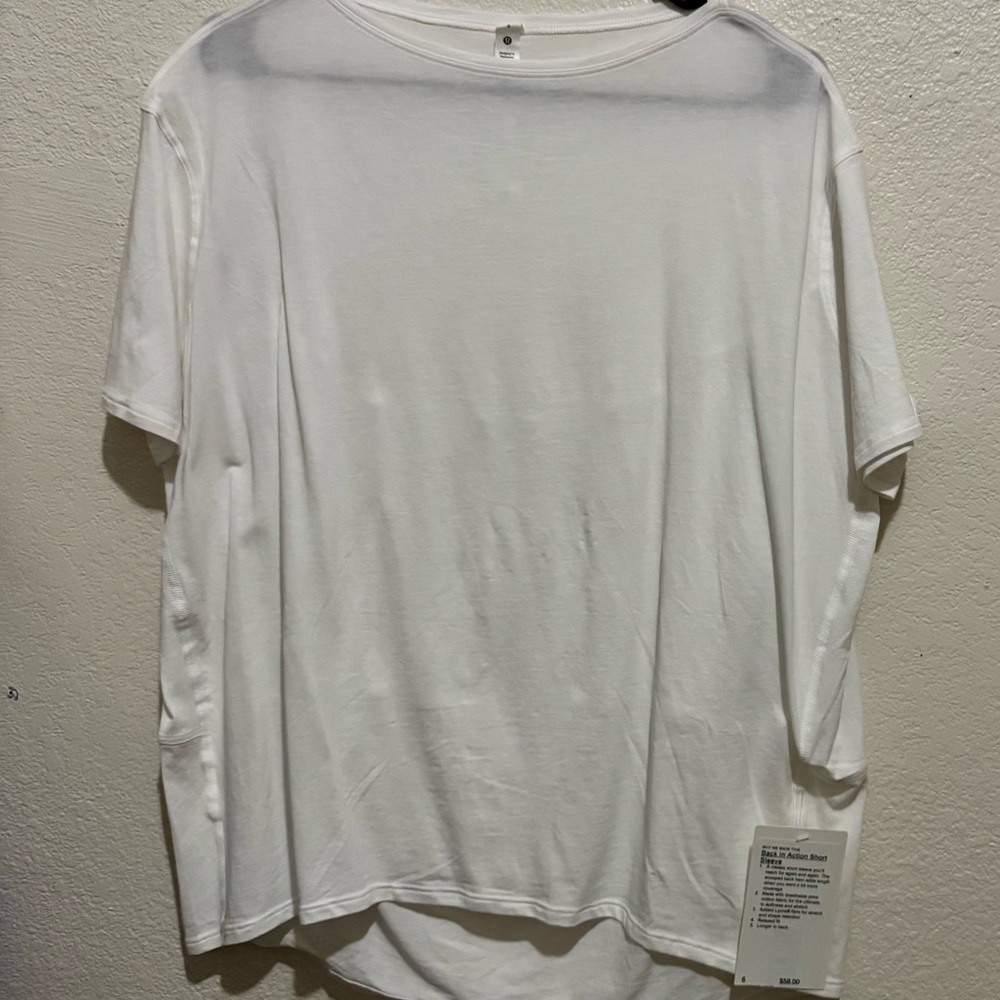 Lululemon Athletica White Short Sleeve Tee